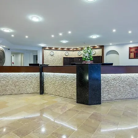 Hotell Labranda Alantur 5*