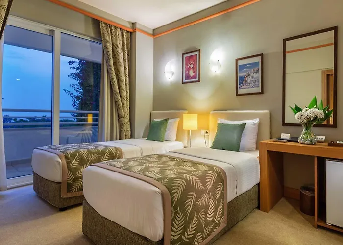 ラブランダ アランツール 5* アランヤ