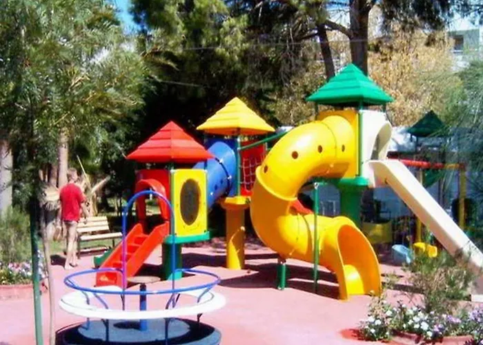 ホテル ラブランダ アランツール