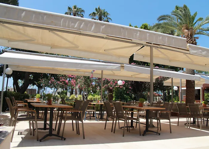 拉布拉达阿兰图酒店 酒店