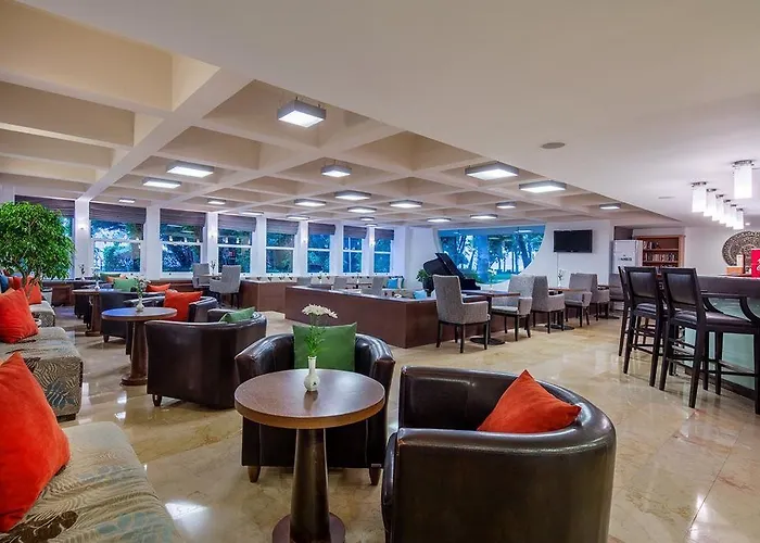 拉布拉达阿兰图酒店 酒店 阿拉尼亚