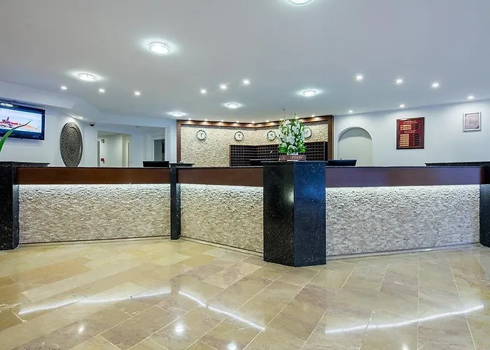 ホテル ラブランダ アランツール 5*