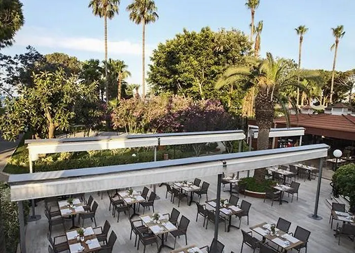 ラブランダ アランツール 5* アランヤ