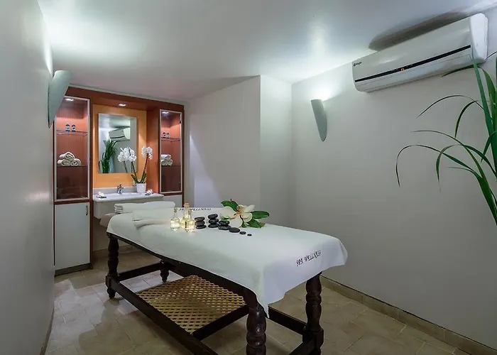 ラブランダ アランツール ホテル アランヤ