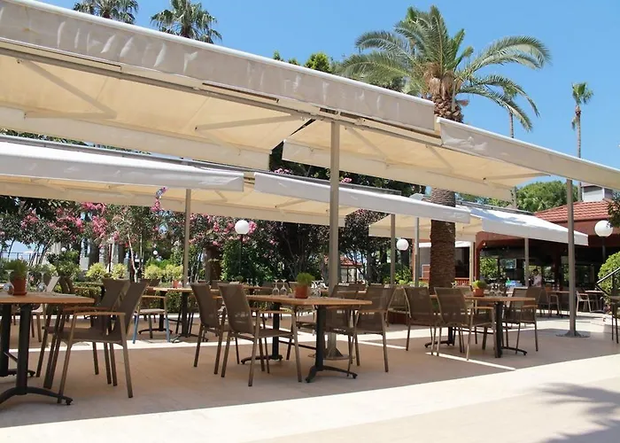 ホテル ラブランダ アランツール