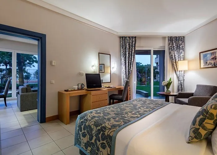 ラブランダ アランツール 5* アランヤ